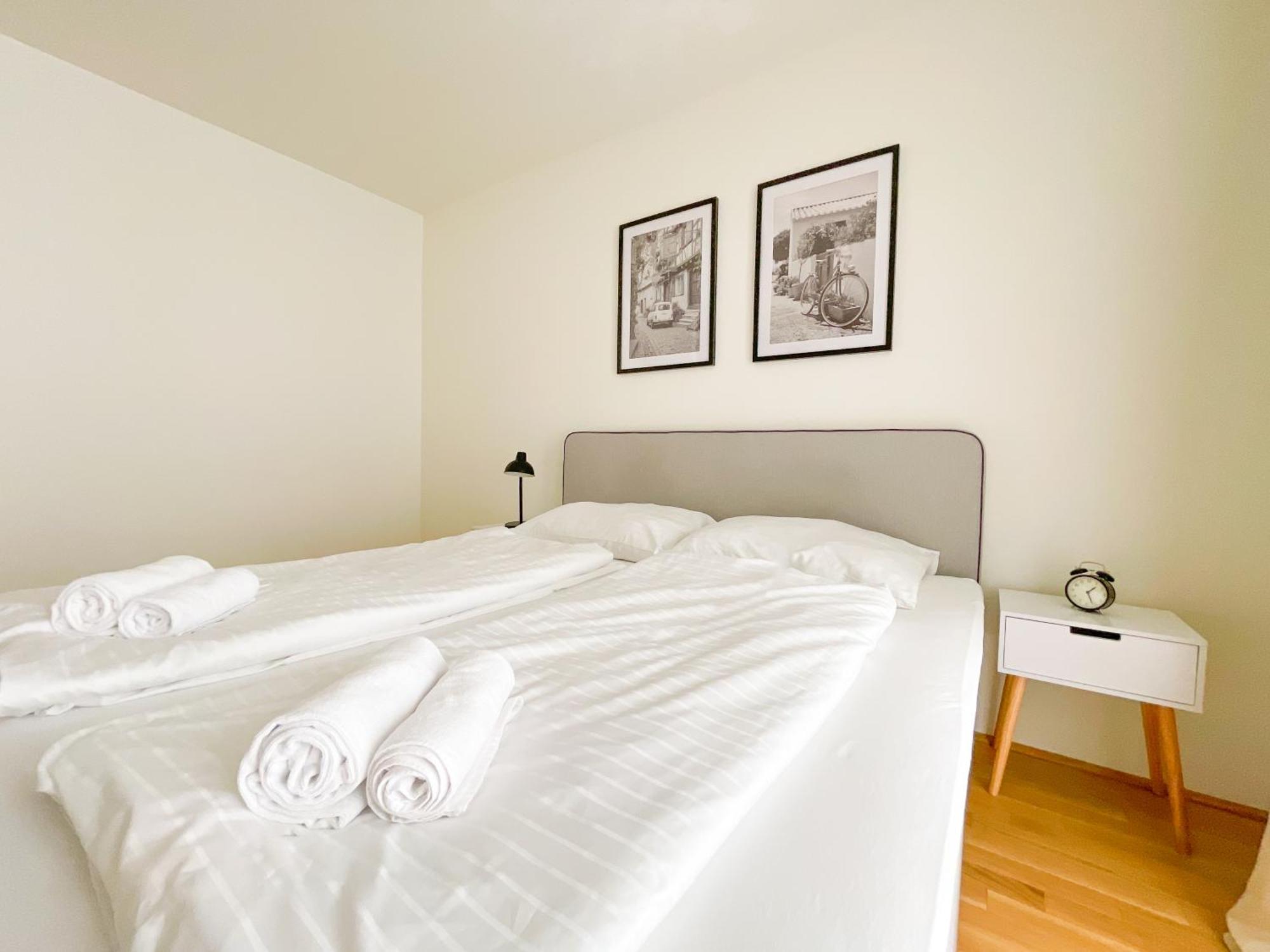 Whats-App Self-Check-In - 1Br Apartment, Near Airport,15 Min To Center เวียนนา ห้อง รูปภาพ